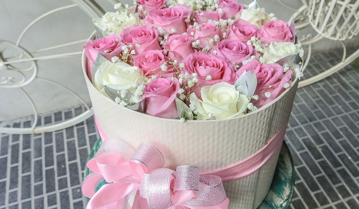 pink-box-bouquet-bali-flower