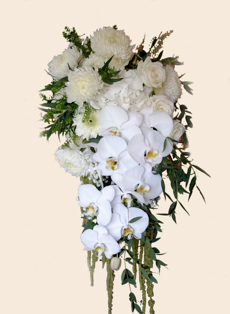 cascading bride bouquet